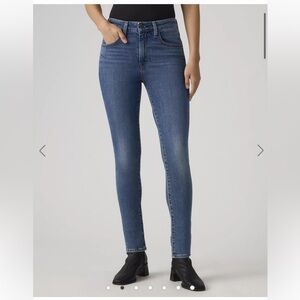 Levi’s 721 High Rise Skinny Jeans